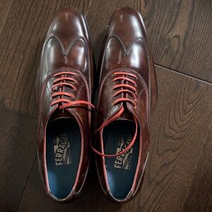 Salvatore Ferragamo Wingtip Men's Dark Brown Oxfords with Red Laces Size 8.5